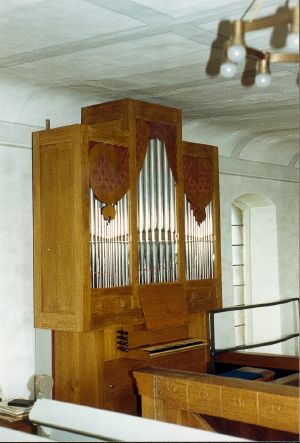 Bad Endbach-Günterod, evangelische Dorfkirche, Orgel.jpg