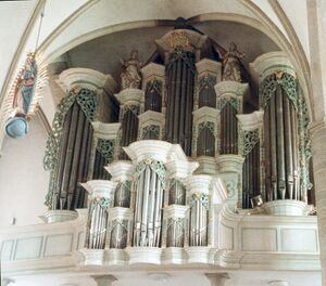 Borgentreich, St. Johann Baptist, Orgel.jpg