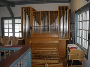 Giessen, Kapelle des alten Friedhofs, Orgel.JPG