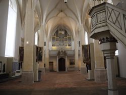 Kamenz, Klosterkirche St.Annen, Mittelschiff.JPG