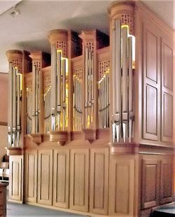 Kastel, St. Wilfridus (Mayer-Orgel) (3).jpg