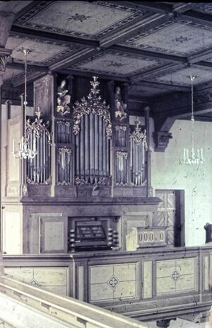 Orgel Eschdorf.jpg