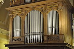 Poertschach Mauracher Eisenbarth-Orgel.jpg
