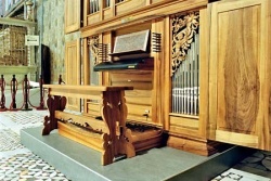 Vatikan Sixtinische Kapelle Mathis Spieltisch.jpg