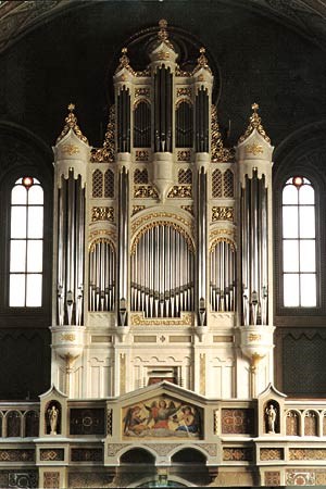 Bruneck Prospekt Orgel.jpg