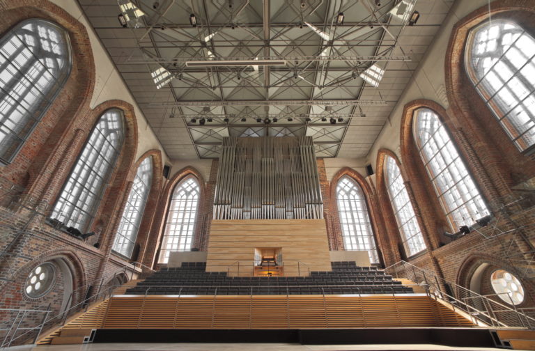 Datei:Neubrandenburg Konzertkirche Ansicht 1.jpg