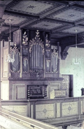 Eschdorf,Kirche,Orgel.jpg