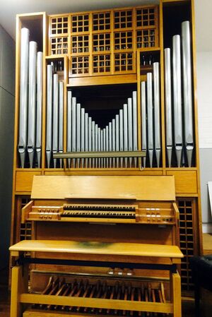 Saarbrücken, Musikhochschule Übeorgel Schuke.jpg