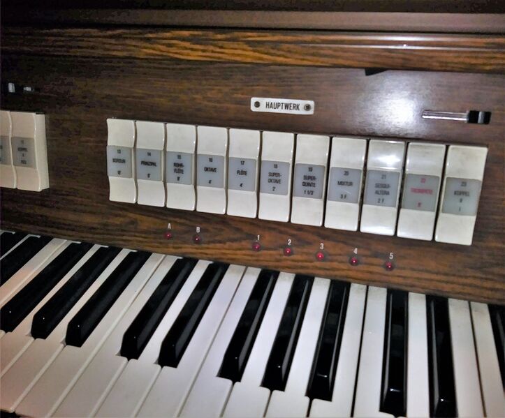 Datei:Saarbrücken, Evangelisch-Methodistische Kirche (5).jpg