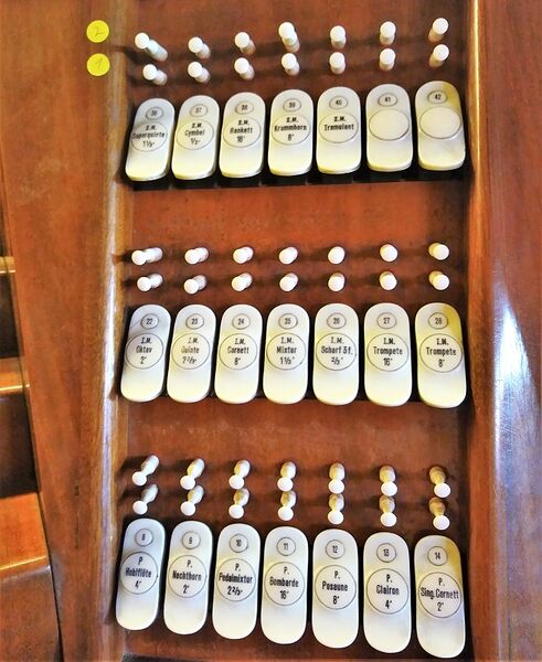 Datei:Valley, Zollingerhalle (Steinmeyer-Orgel) (6).jpg