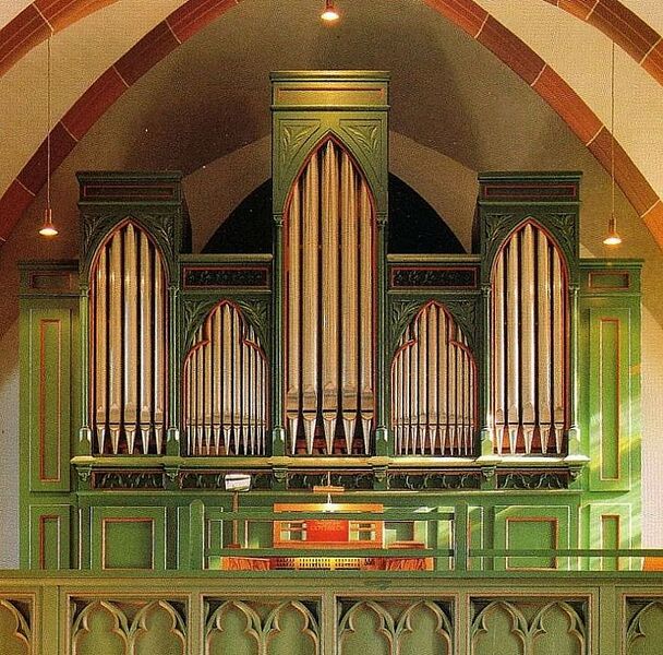 Datei:Wiesbaden-Sonnenberg, Herz-Jesu.jpg