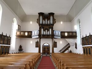 Üxheim Mariä Himmelfahrt Innen2.JPG