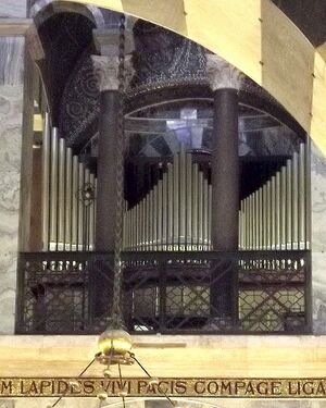 Aachen, Dom St. Maria Hauptorgel.JPG