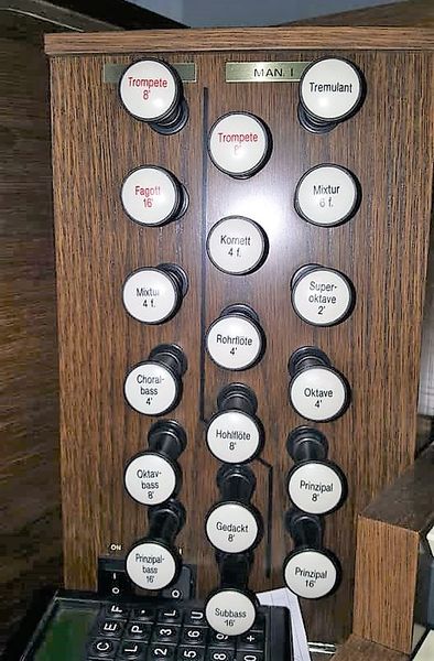 Datei:Ahrbrück, St. Andreas (2).jpg