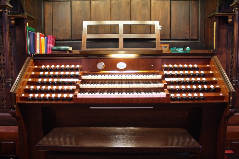 Datei:Annaberg-Buchholz, St. Annen (Hauptorgel), Spieltisch.JPG