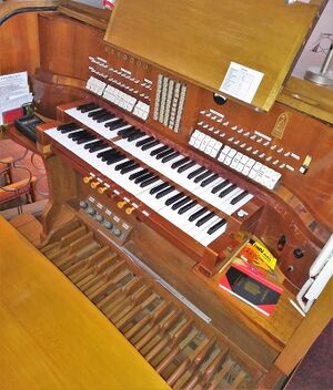 Bürstadt, St. Peter (4).jpg