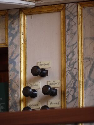 Bad Belzig, St. Marien (Papenius-Orgel) Register.JPG