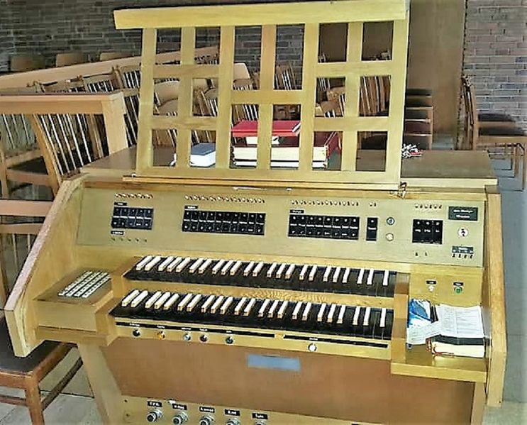 Datei:Bad Bertrich, St. Peter (4).jpg