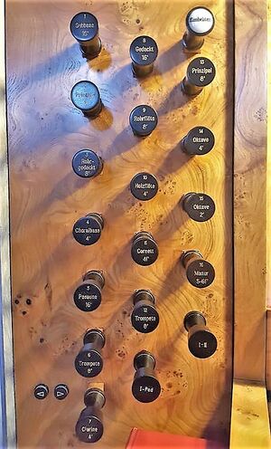 Bad Dürkheim, Schlosskirche (Spieltisch) (3).jpg