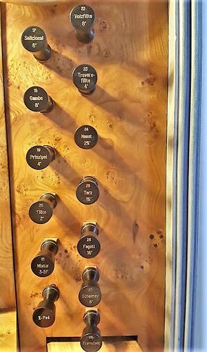 Bad Dürkheim, Schlosskirche (Spieltisch) (4).jpg