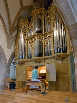 Balingen-Stadtkirche-Orgelempore.jpg