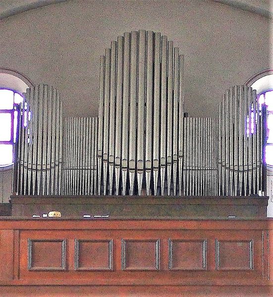 Datei:Ballweiler (Sattel-Orgel) (1).jpg