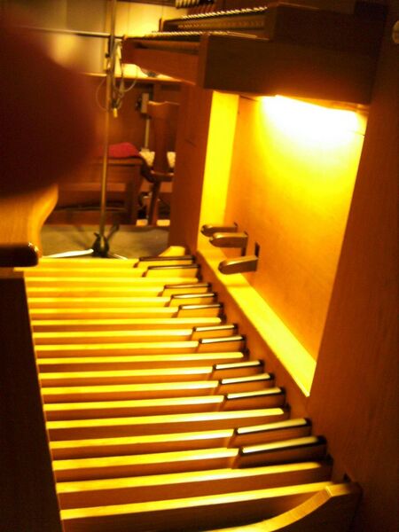 Datei:Bamberg Wildensorg St. Josef Pedal.jpg