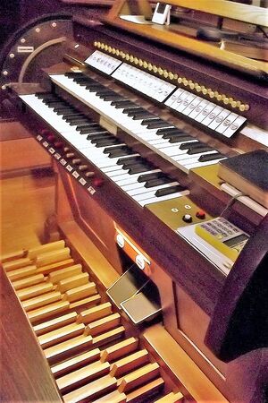 Beckingen, St. Johannes und Paulus (2)neu.JPG