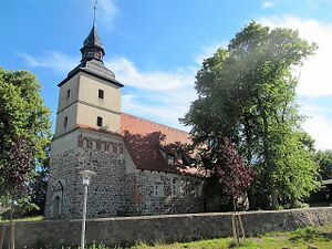 Benz (Usedom), Dorfkirche.JPG