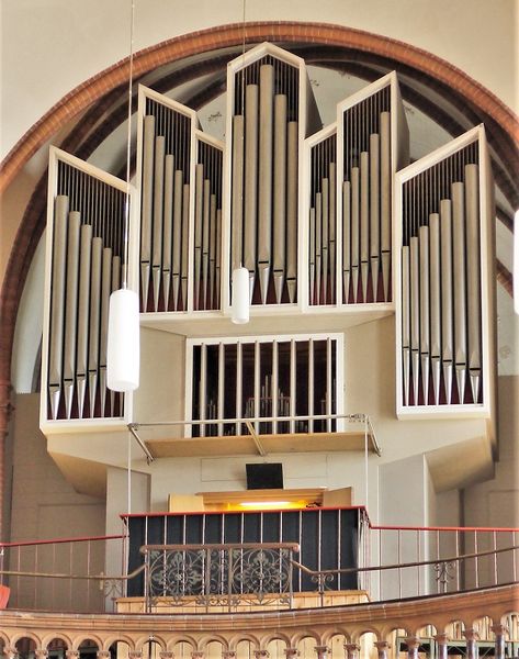 Datei:Berlin, Gethsemanekirche, Prospektneu.JPG