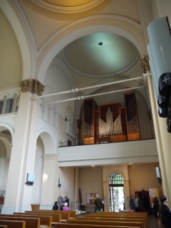 Berlin, St. Michael, Querschiff.JPG