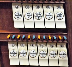 Berlin, Weihnachtskirche, Registerneu.JPG