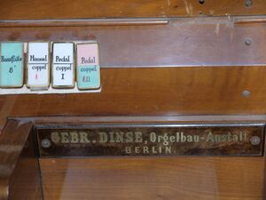 Berlin, Zwinglikirche, Firmenschild.JPG