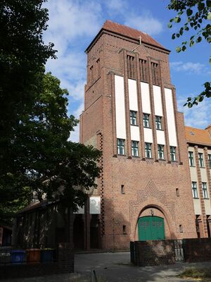 Berlin-Adlershof, Christus König.JPG