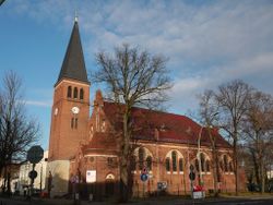 Berlin-Altglienicke, Pfarrkirche a.JPG