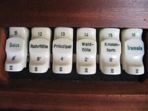 Berlin-Bohnsdorf, Dorfkirche, Register.JPG