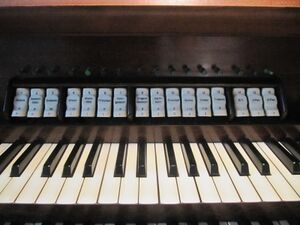 Berlin-Bohnsdorf, Paul-Gerhardt-Gemeindeheim, Register.JPG