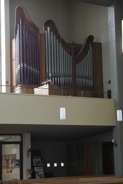 Datei:Berlin-Friedenau, St. Konrad, Innenraum.JPG