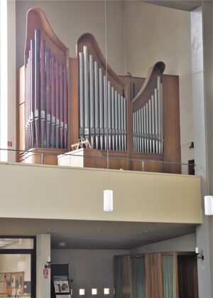 Berlin-Friedenau, St. Konrad, Innenraumneu.JPG