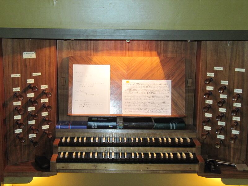 Datei:Berlin-Köpenick, Stadtkirche, Spieltisch.JPG