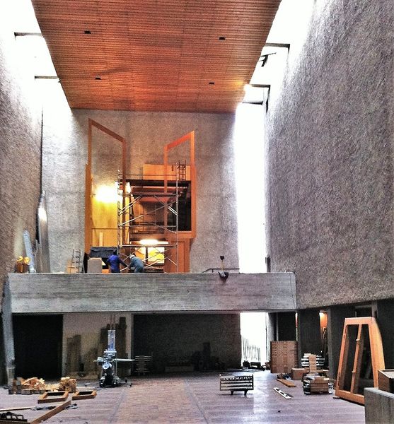 Datei:Berlin-Kreuzberg, St. Agnes (Orgelabbau).jpg