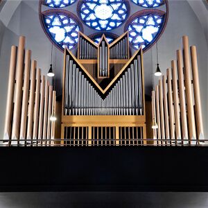 Berlin-Kreuzberg, St. Bonifatius (Walcker-Orgel) (1).jpg