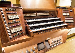 Berlin-Kreuzberg, St. Bonifatius (Walcker-Orgel) (3).jpg