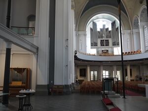 Berlin-Kreuzberg, St. Thomas (Chor-Orgel), Innenraum.JPG