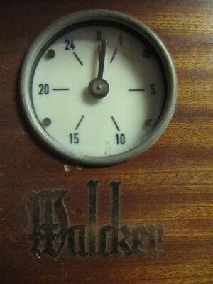 Berlin-Lankwitz, Dreifaltigkeitskirche, Firmenschild.JPG