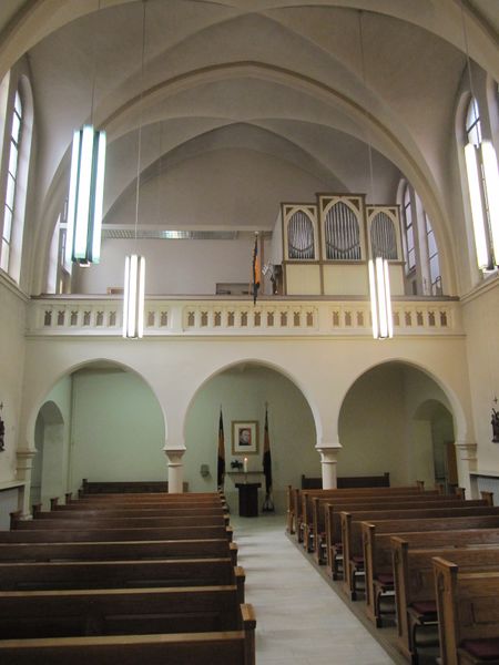 Datei:Berlin-Marienfelde, Vom Guten Hirten.JPG