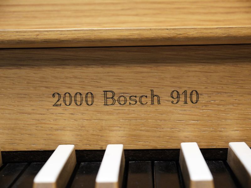 Datei:Berlin-Mitte, St. Thomas von Aquin, Firmenschild.JPG