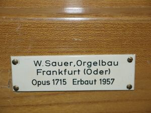 Berlin-Niederschöneweide, Friedenskirche, Firmenschild.JPG