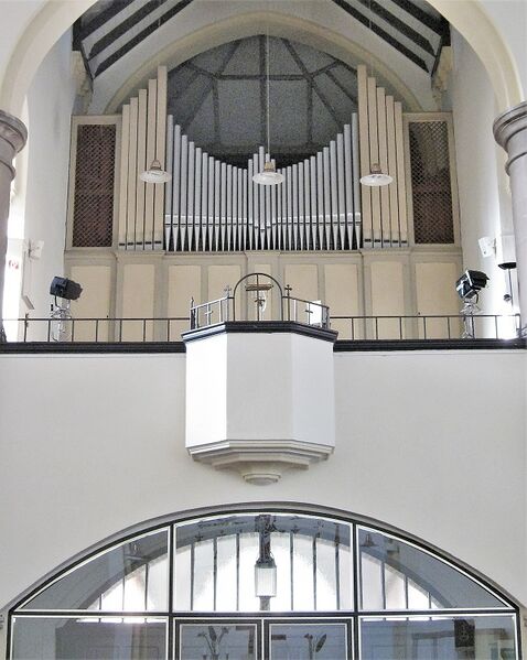 Datei:Berlin-Prenzlauer Berg, Adventkirche.jpg