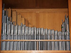 Berlin-Prenzlauer Berg, St. Josef, Brustwerk.JPG